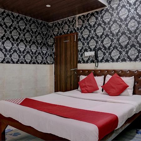 Hotel O Sapna Residency Mumbai Bagian luar foto