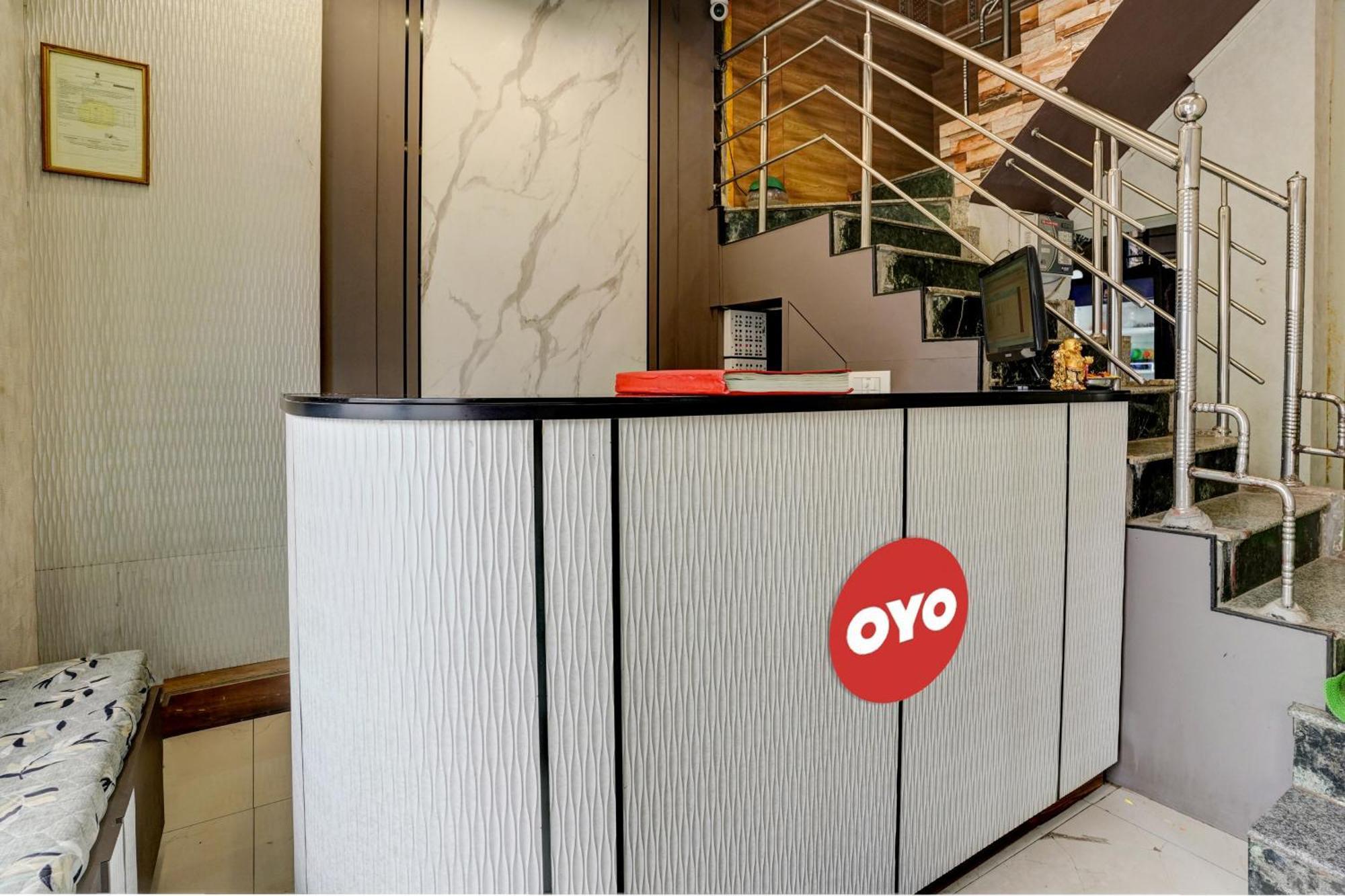 Hotel O Sapna Residency Mumbai Bagian luar foto